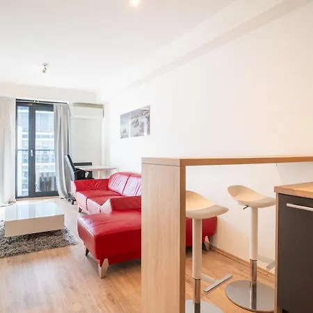 1brw - Secure Parking *