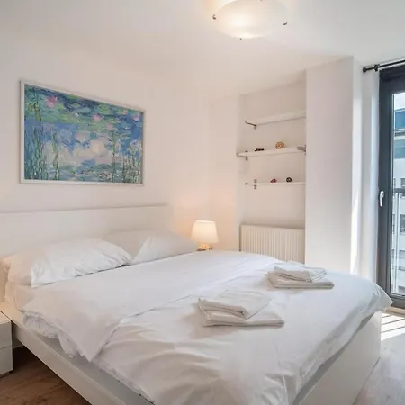 1brw - Secure Parking *