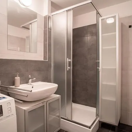 1brw - Secure Parking Apartmán *
